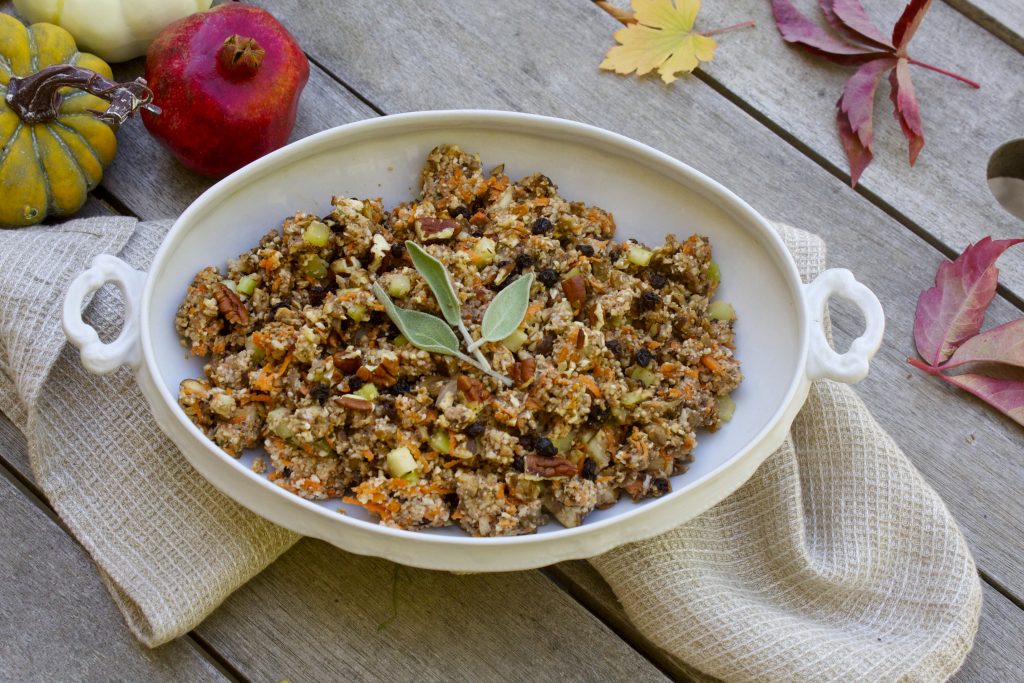Conscious Cleanse | Raw Pecan Mushroom Stuffing  | www.consciouscleanse.com | #healthytthanksgiving #mushroomstuffing #wholefoodcleanse