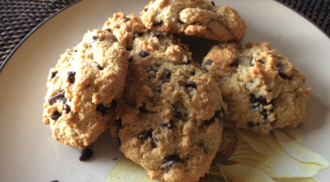 Almond Chocolate Chip Cookies