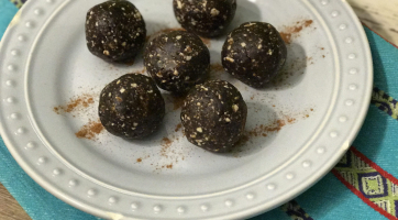 Carob Cashew Raw Balls