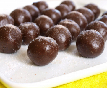 Chocolate CBD Sea Salt Brownie Bites + Valentine’s Recipe Roundup