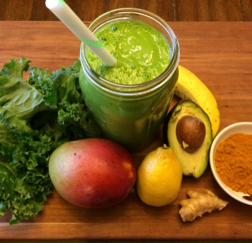 Totally Turmeric Green Smoothie