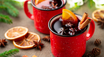 Low-Sugar Mulled Wine