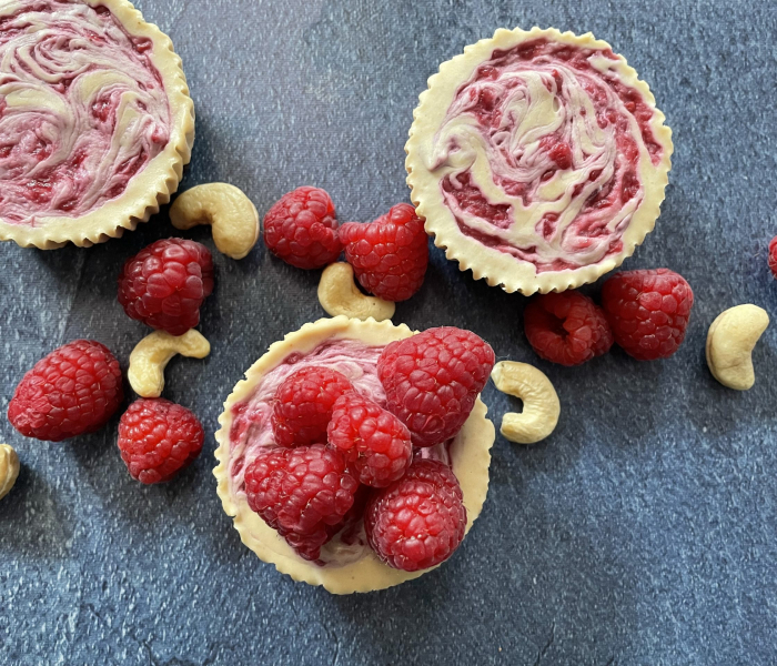 Raspberry-Cheesecake-Bites-scaled