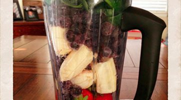 Red White and Blue Green Smoothie