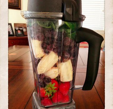 Red White and Blue Green Smoothie