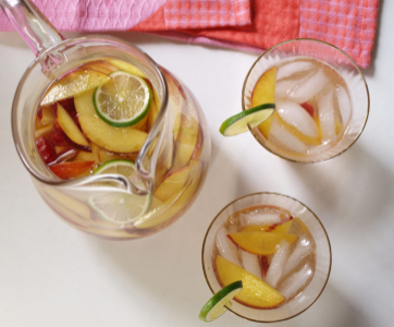 Rowdy Mermaid Kombucha Sangria