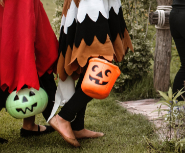 The Healthy Mom’s Halloween Survival Guide